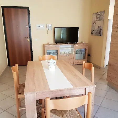 Charming In 65 M² City View & Parking Included *